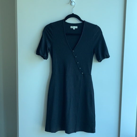 Madewell Cross-Front Button Dress (Black) - Picture 5 of 7